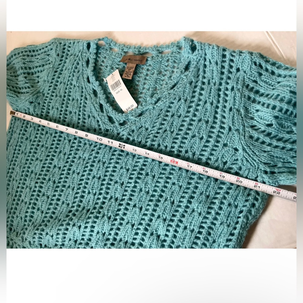 i.e. Relaxed Women Knit Sweater NWT Size XL - Picture 7 of 10